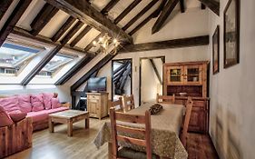 Top Floor Apartment Mansard - Central Chamonix Mont Blanc Haven
