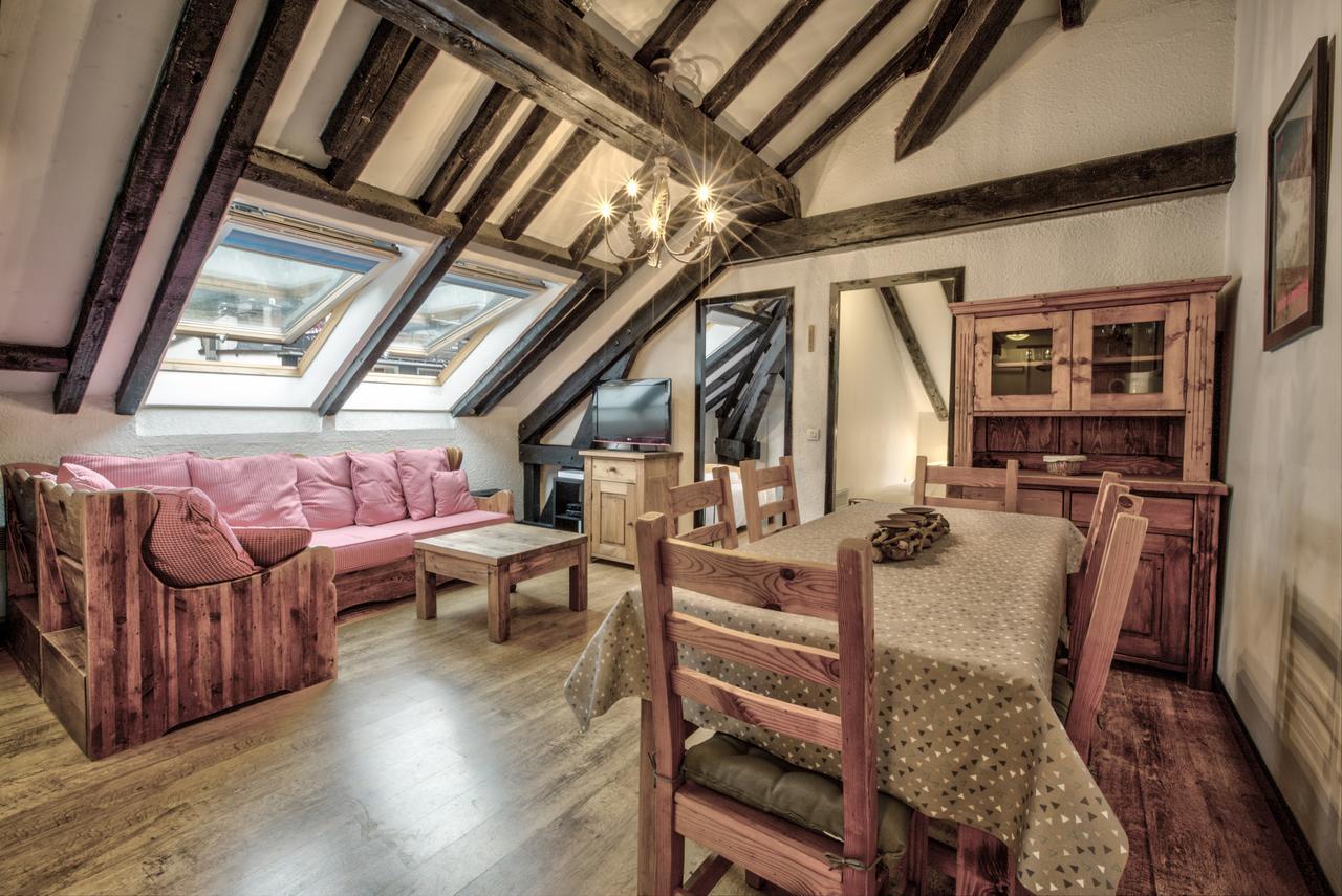 Top Floor Apartment Mansard - Central Chamonix Mont Blanc Haven Extérieur photo
