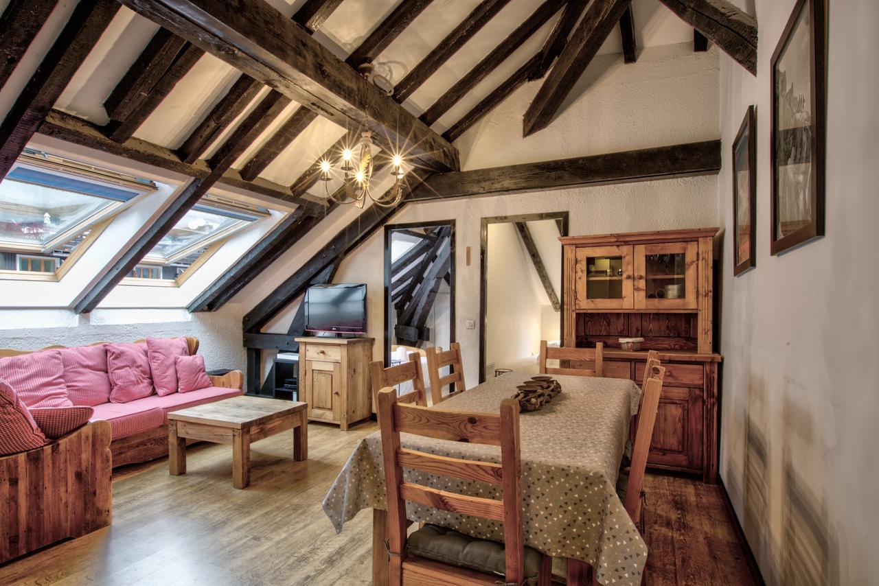 Top Floor Apartment Mansard - Central Chamonix Mont Blanc Haven Extérieur photo