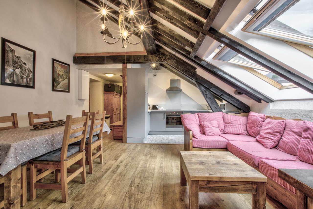 Top Floor Apartment Mansard - Central Chamonix Mont Blanc Haven Extérieur photo